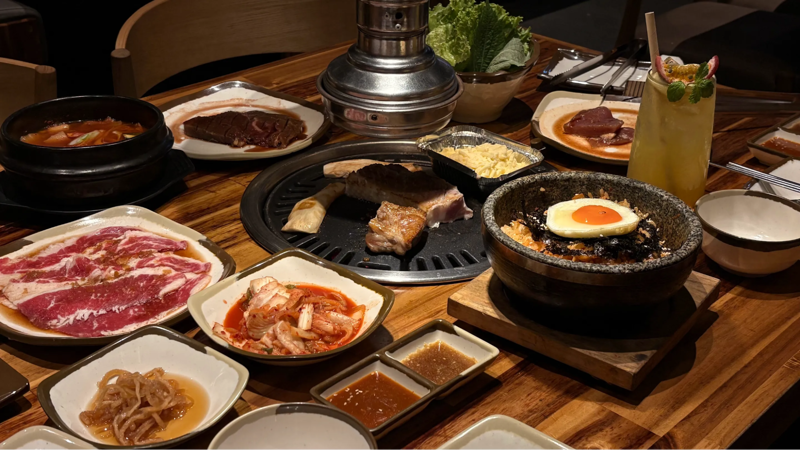 Set đồ nướng tại qu&aacute;n nướng H&agrave;n Quốc GoGi House